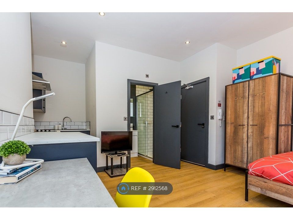 Property photo 2 of 5
