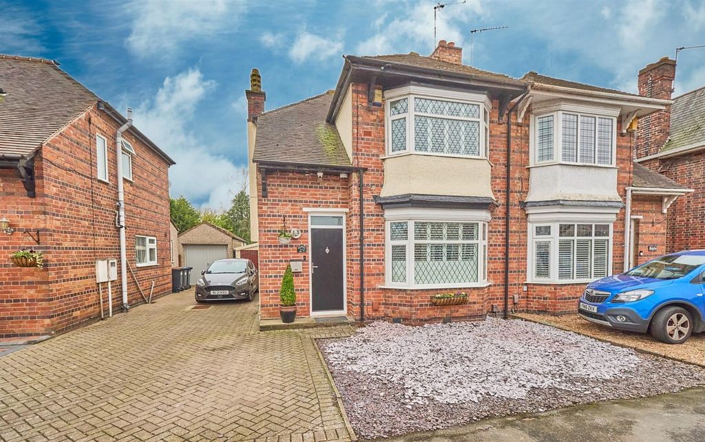 Property photo 1 of 16 Front 29 Forresters.Jpg