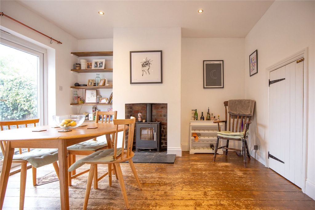 Property photo 3 of 17 Picture No. 05