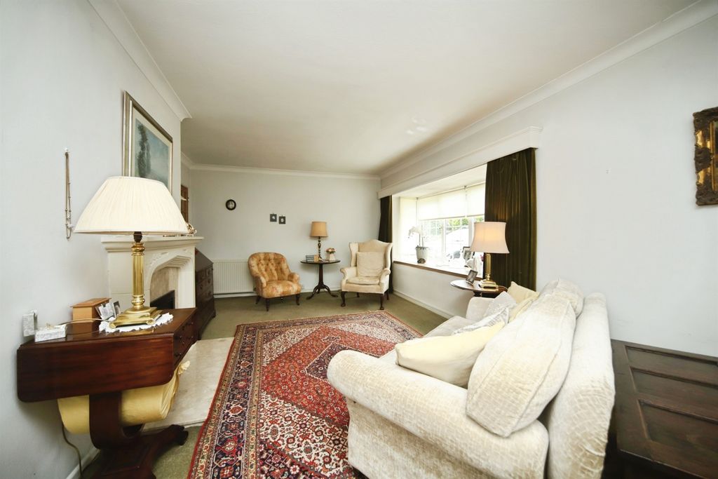 Property photo 3 of 16