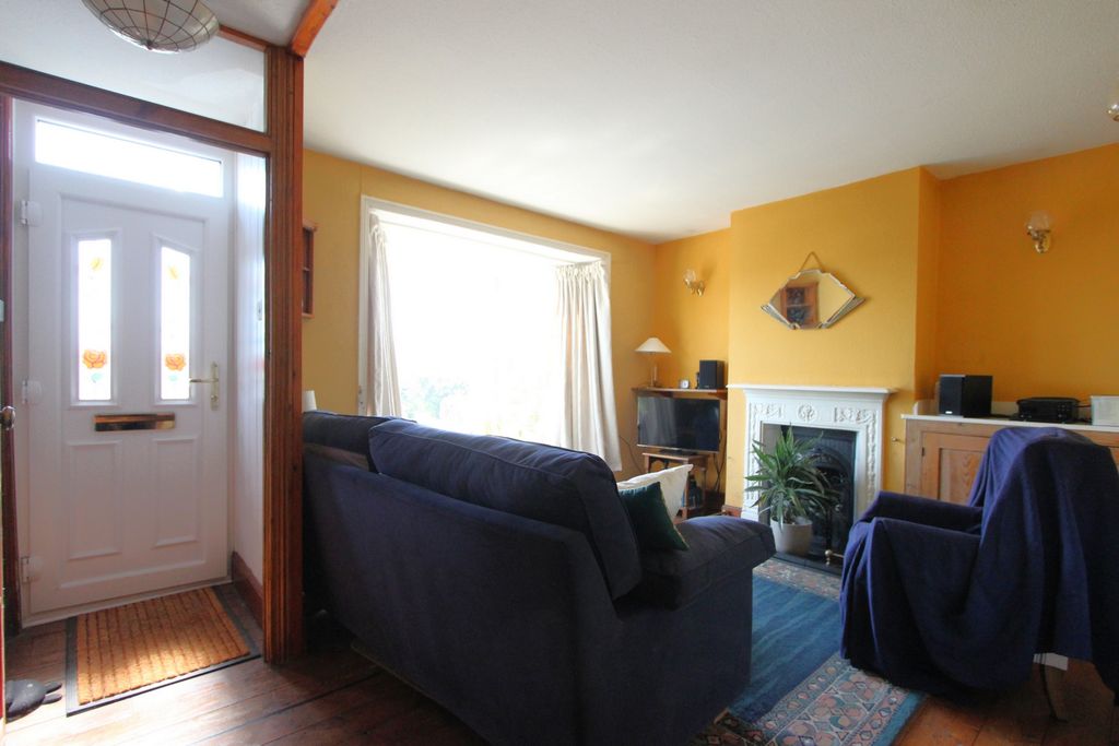 Property photo 2 of 16 Photo 2