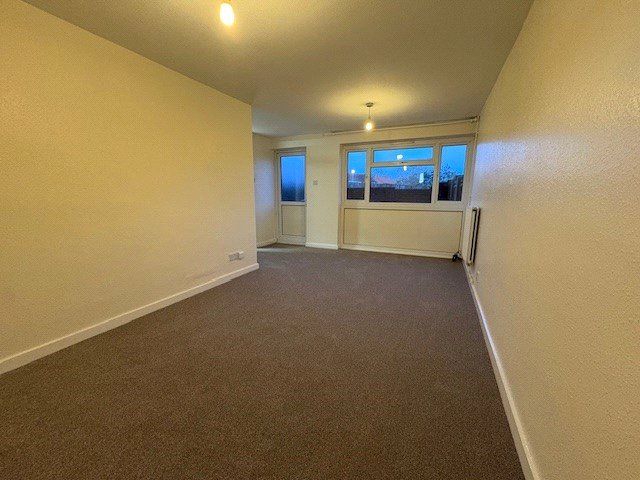 Property photo 3 of 8 Picture No. 09