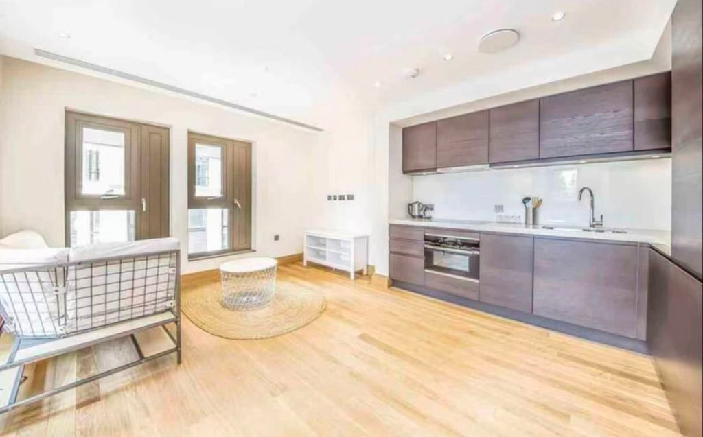 Property photo 1 of 6