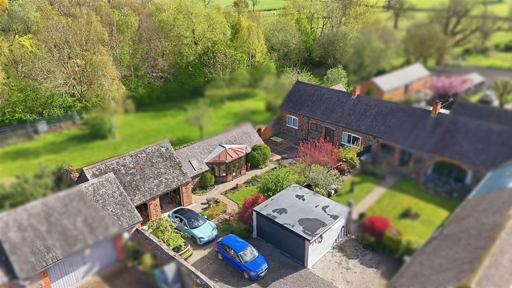 Property photo 1 of 36 1