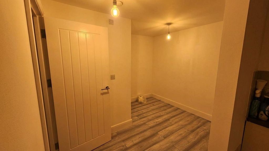 Property photo 3 of 4 2.Jpg