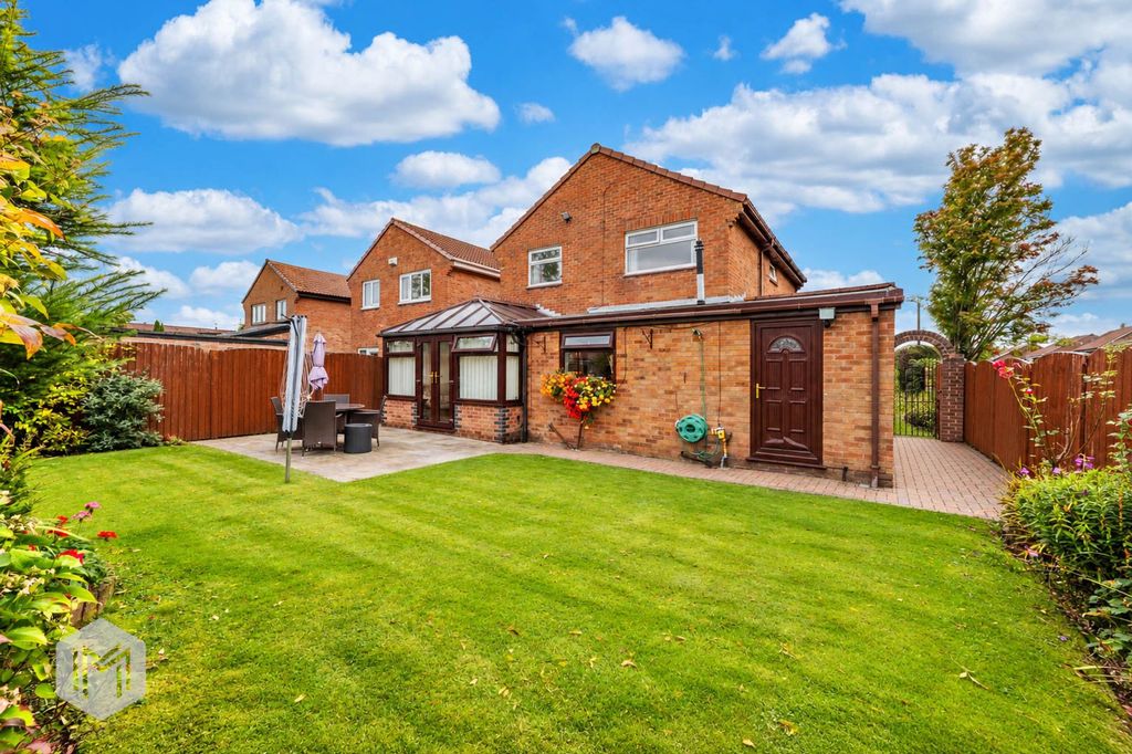Property photo 2 of 30