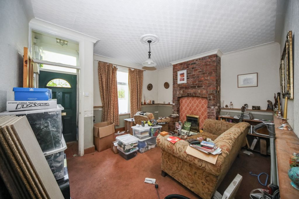 Property photo 2 of 16
