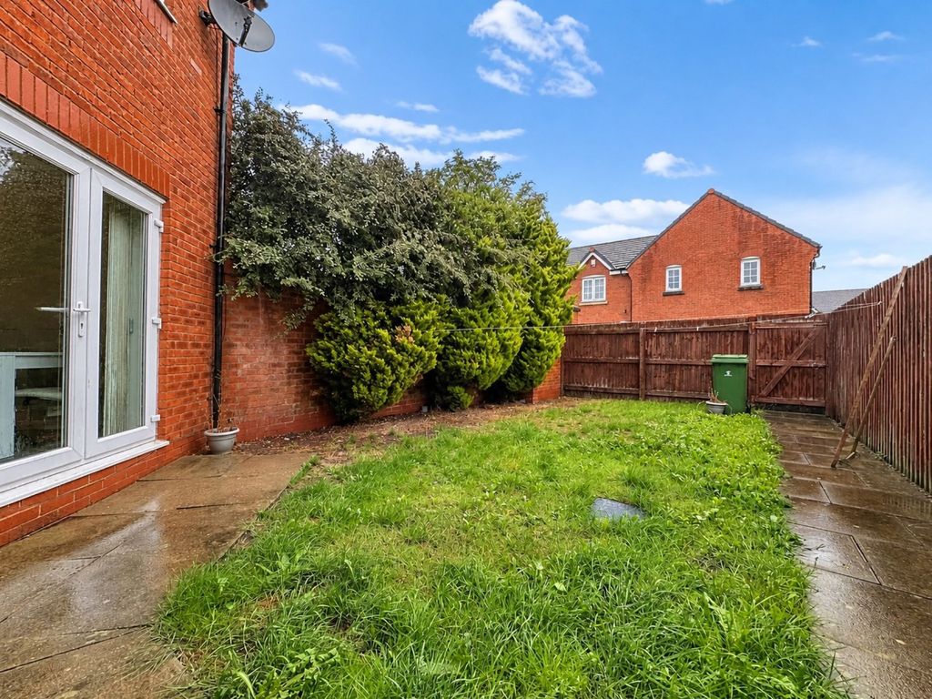 Property photo 3 of 14
