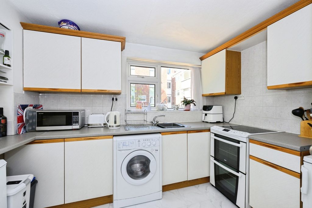 Property photo 3 of 15 Pbox-Img.Jpg