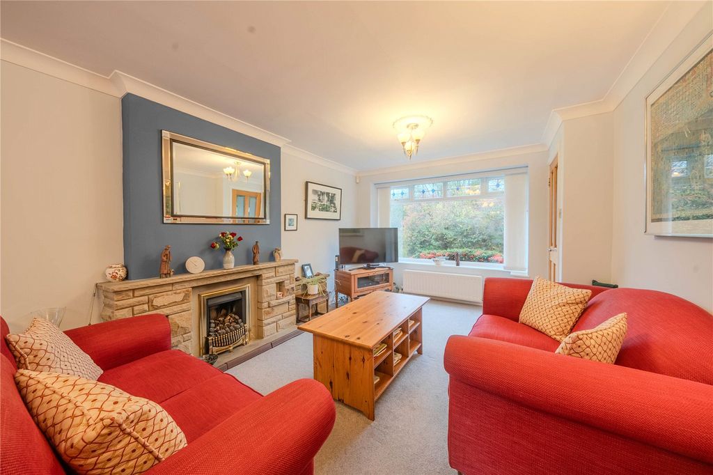 Property photo 2 of 16 Picture No. 13