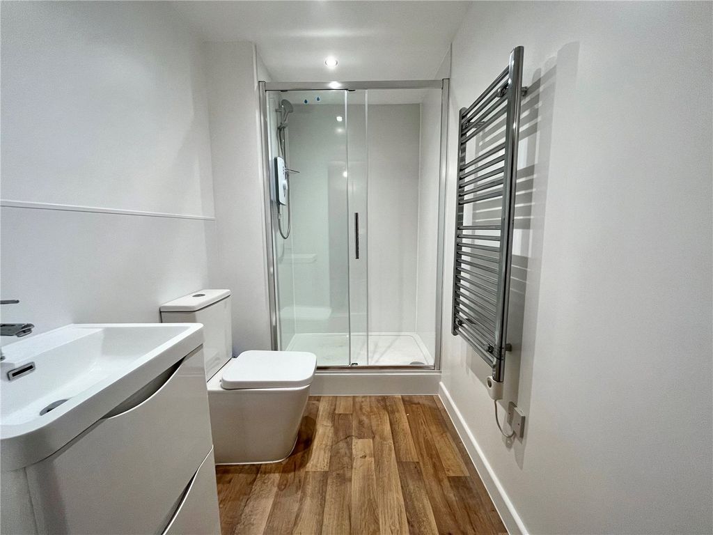 Property photo 2 of 5 Picture No. 11