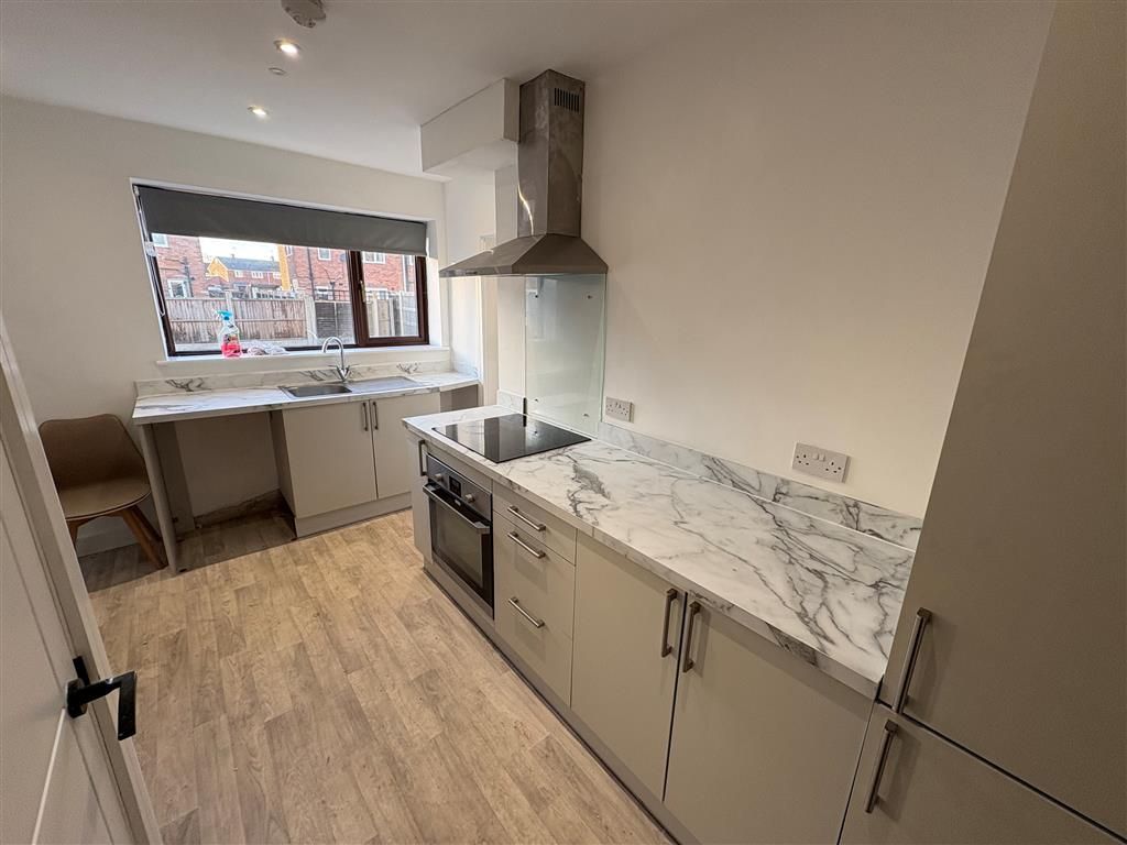 Property photo 1 of 19 Image