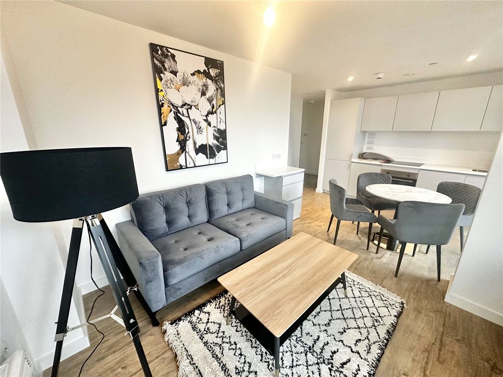 Property photo 1 of 10 Picture No. 05