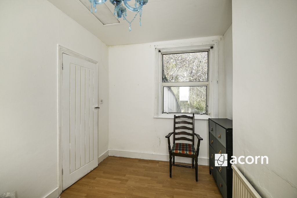 Property photo 3 of 8 Ops_4151Copy