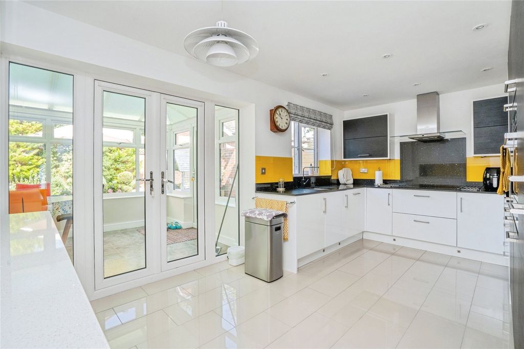 Property photo 3 of 23 Picture No. 07