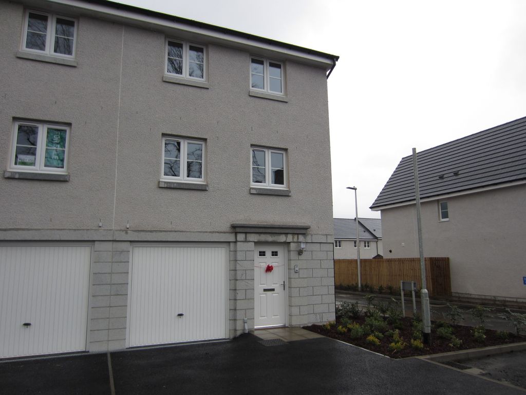 Property photo 1 of 15 Img_9457