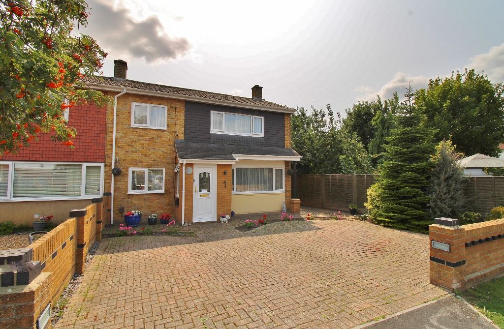 Property photo 2 of 24