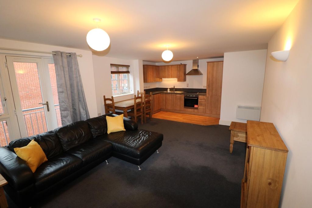 Property photo 2 of 15