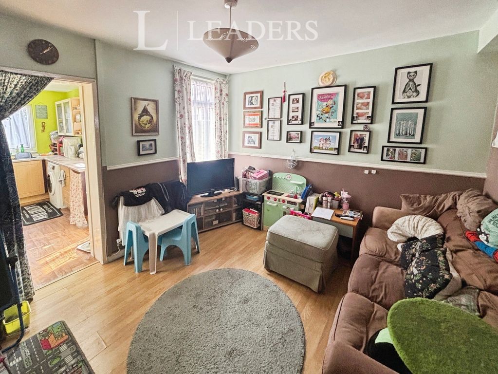 Property photo 2 of 10 Pbox-Img.Jpg