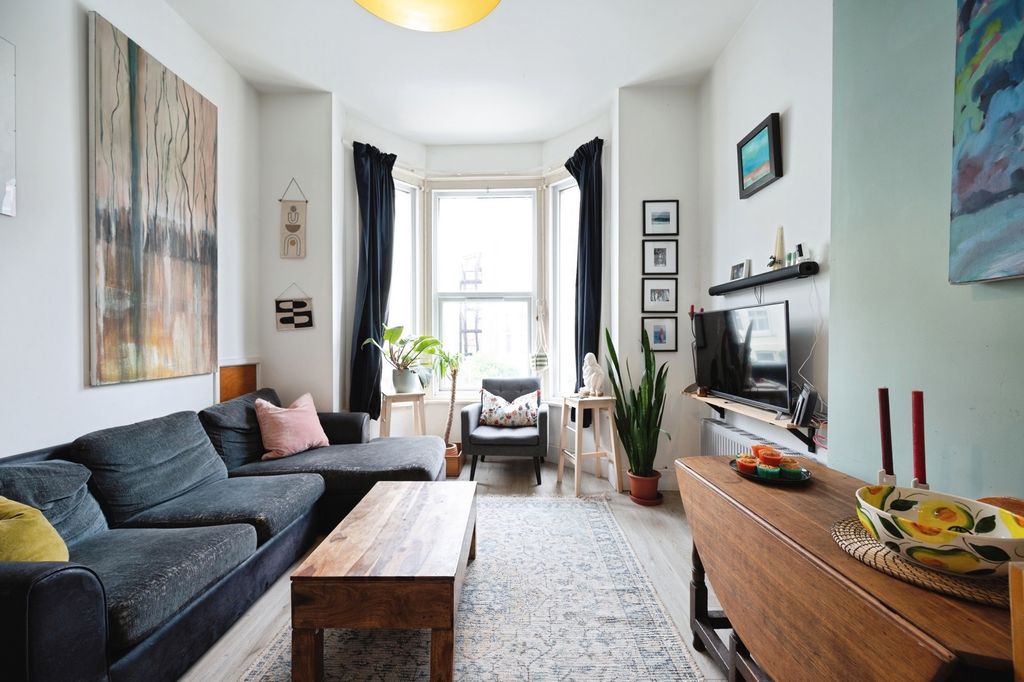 Property photo 1 of 9 Pbox-Img.Jpg