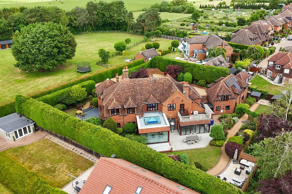 Additional image 31 of 6 bed detached house for saleChurch Road, Westoning MK45