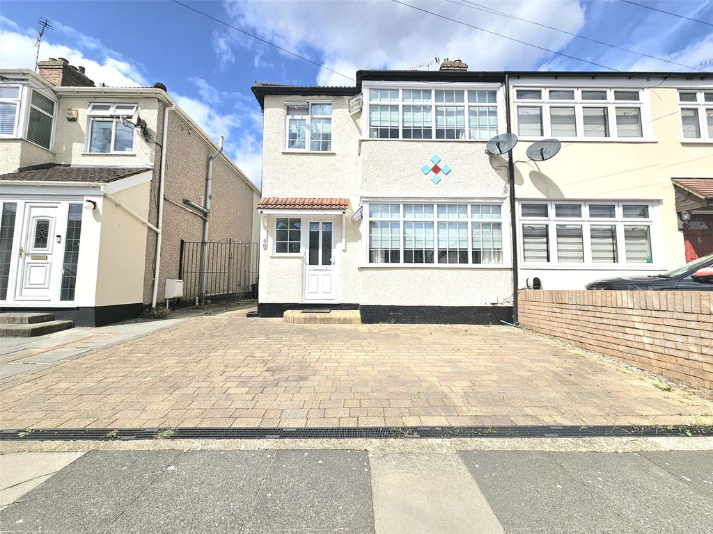 Property photo 1 of 11 Picture No. 18