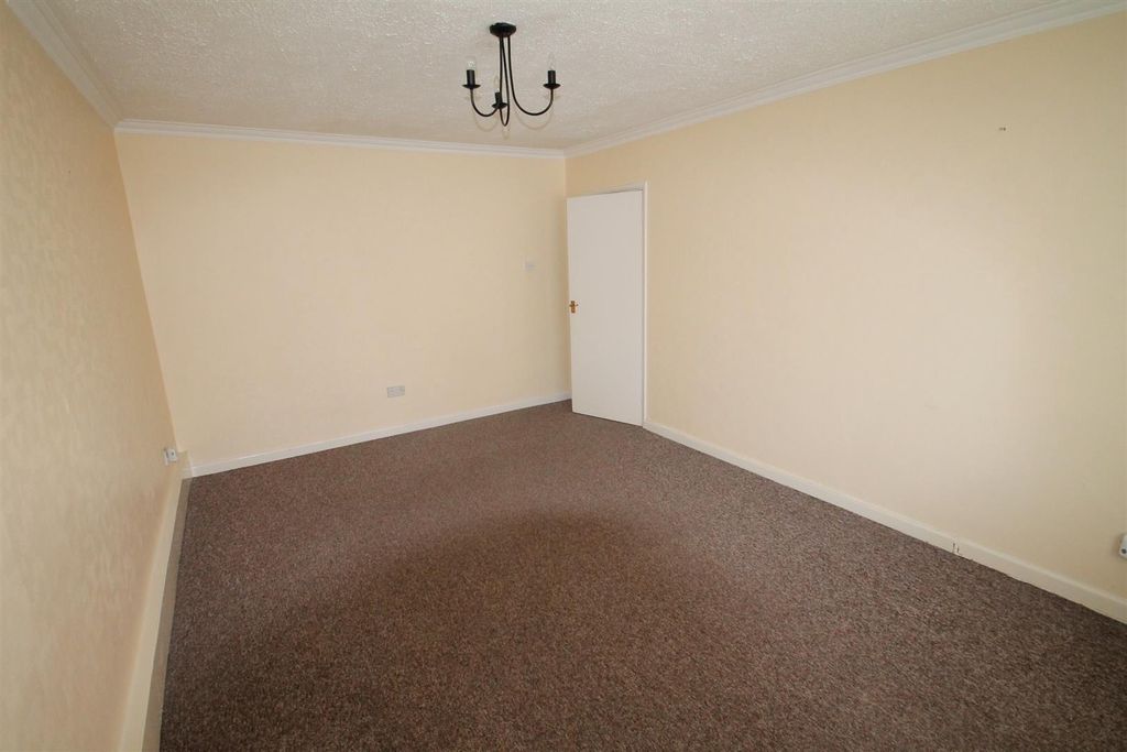Property photo 3 of 6 Living Room 2.Jpg