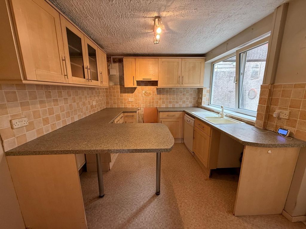 Property photo 3 of 13 Not Specified