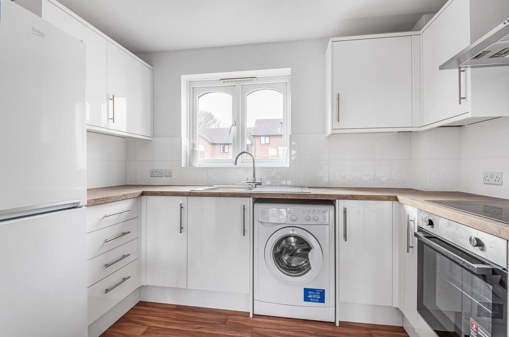 Property photo 2 of 8 820148 (7).Jpg