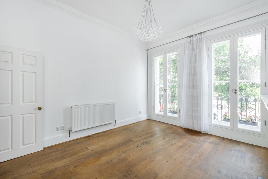 Property photo 2 of 12 Huntingdon Street