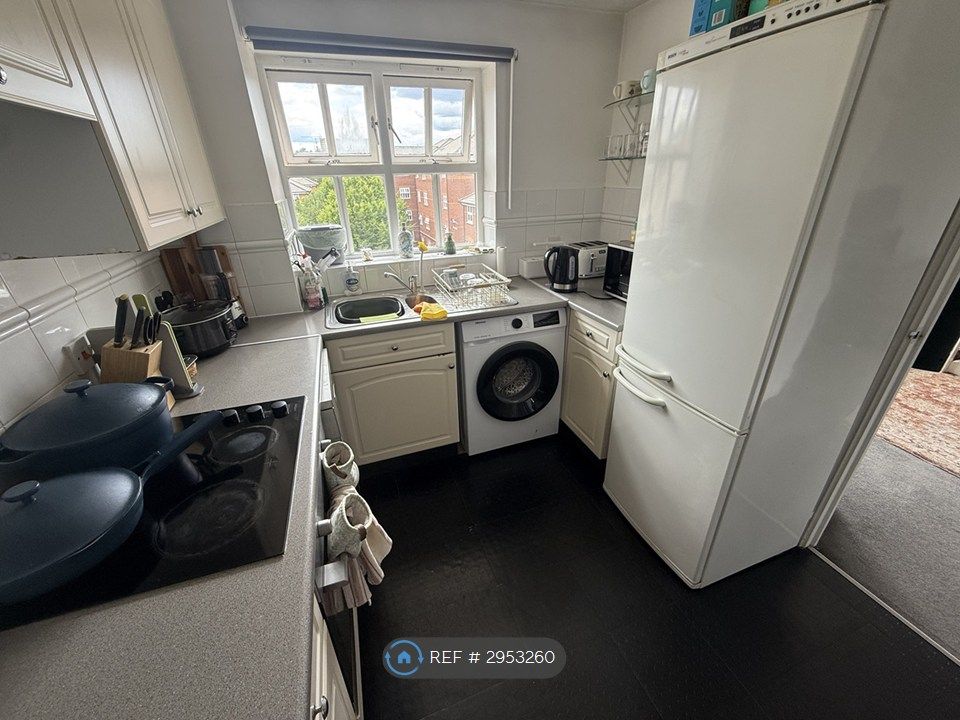 Property photo 2 of 6