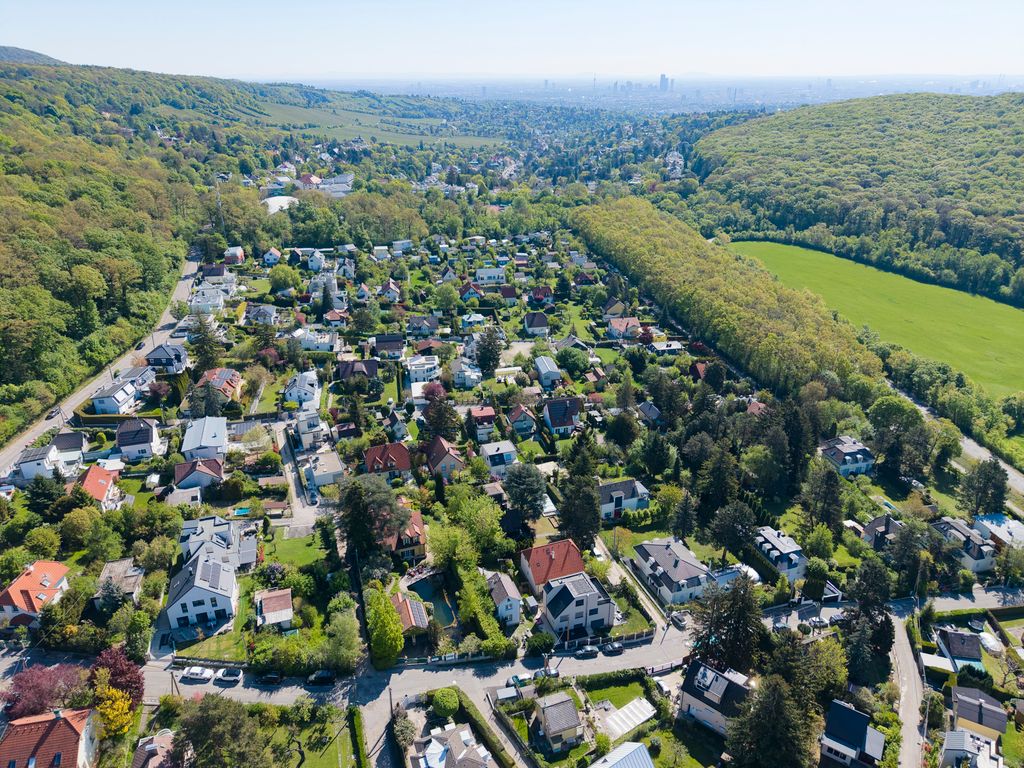 Property photo 3 of 25 Aerial View | Surrounding Neighbourhood