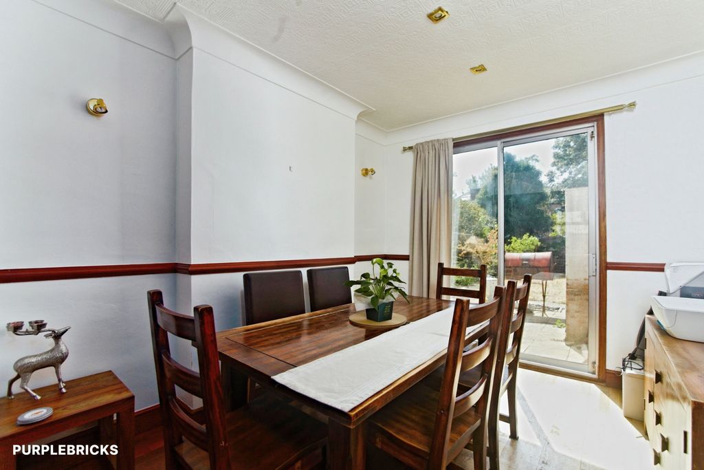Property photo 2 of 17 Dining Room