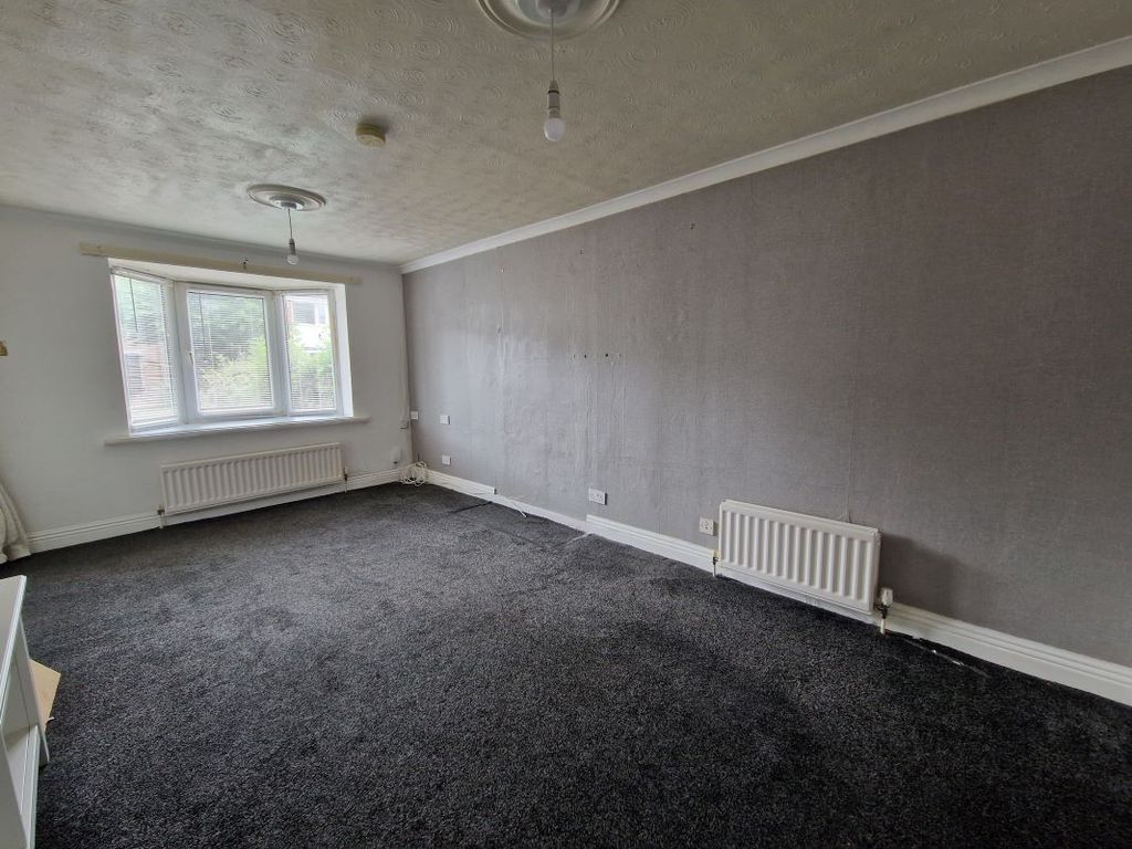 Property photo 3 of 7 Image 3