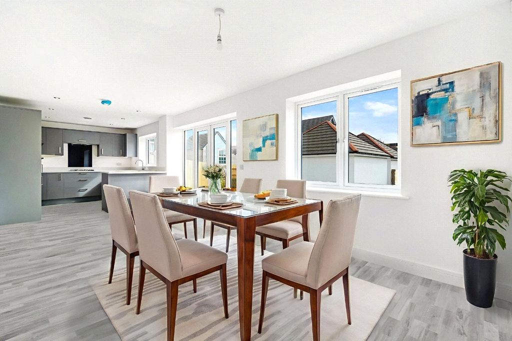 Property photo 3 of 13 Picture No. 05