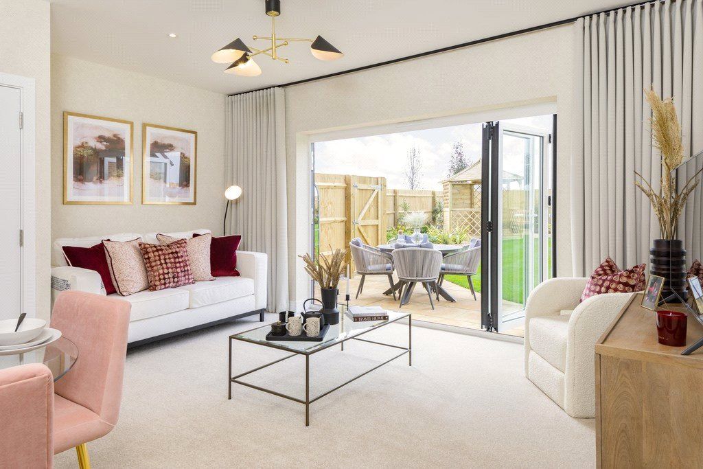 Property photo 3 of 12 Sitting Room