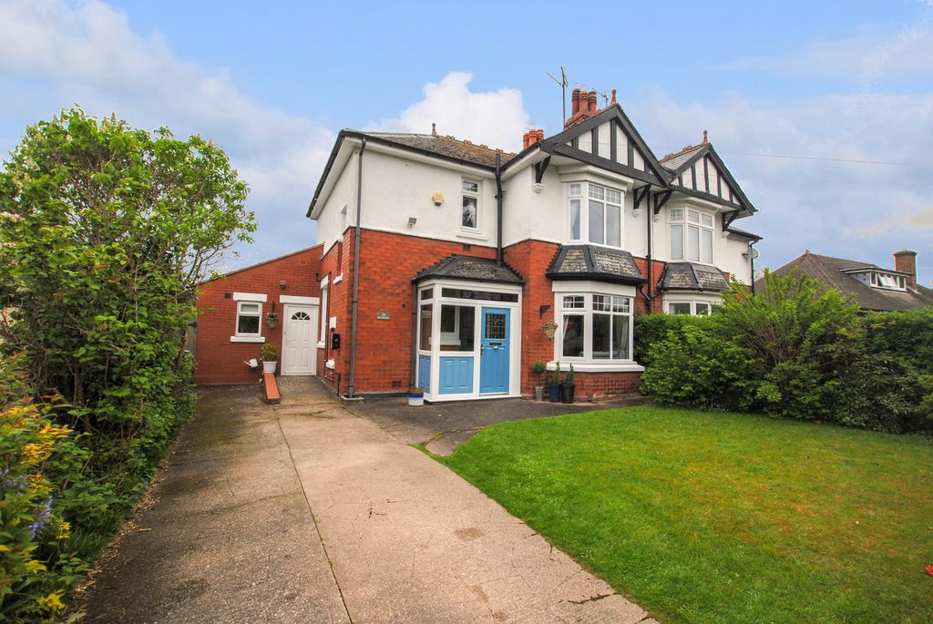Property photo 1 of 22