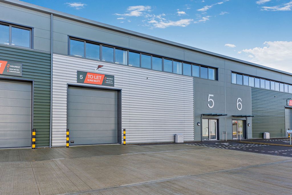 Property photo 2 of 8