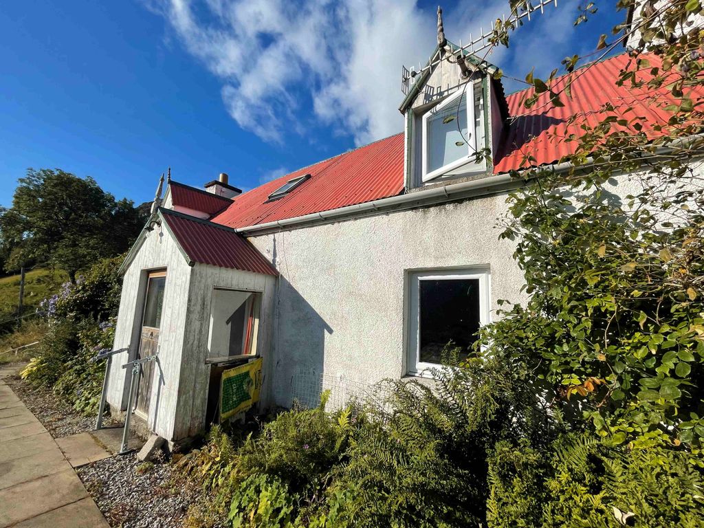 Property photo 1 of 42