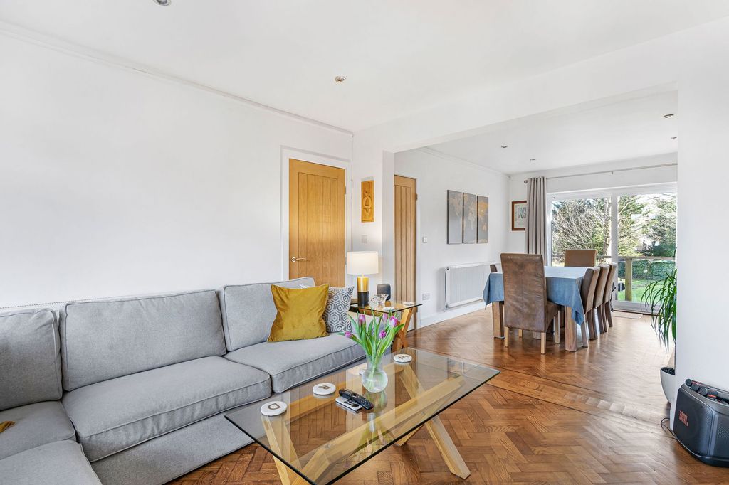 Property photo 3 of 14