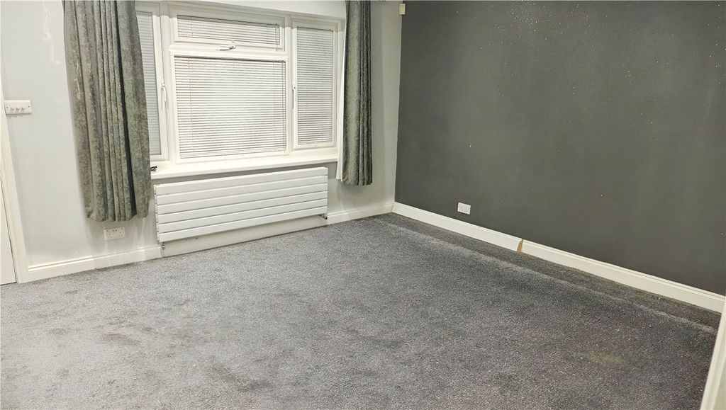 Property photo 3 of 9 Picture No. 05