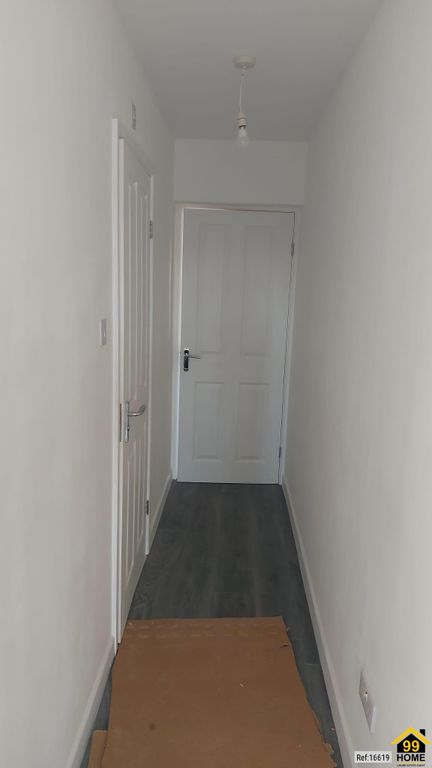 Property photo 2 of 8 Photo 1