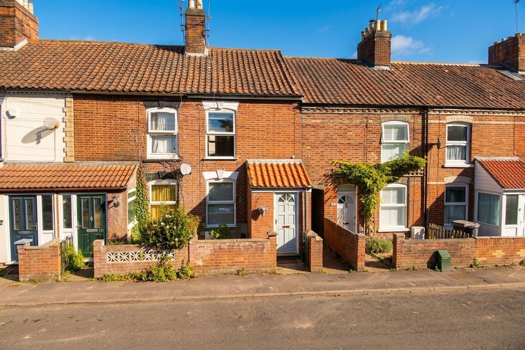 Property photo 1 of 19