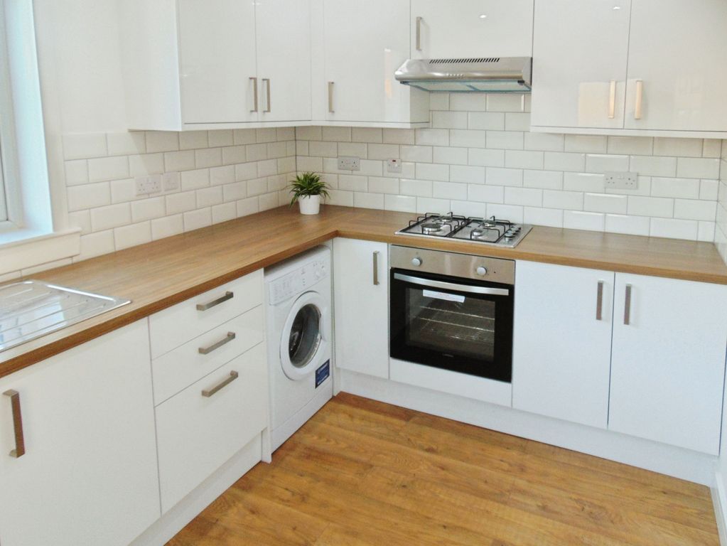 Property photo 2 of 9 22275c99-013