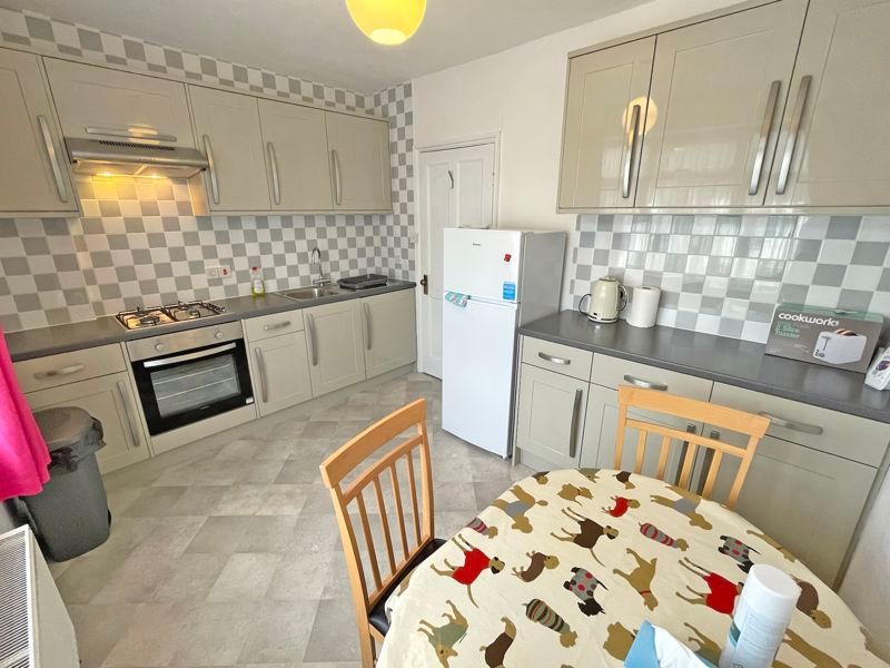 Property photo 2 of 8 Kitchen / Diner