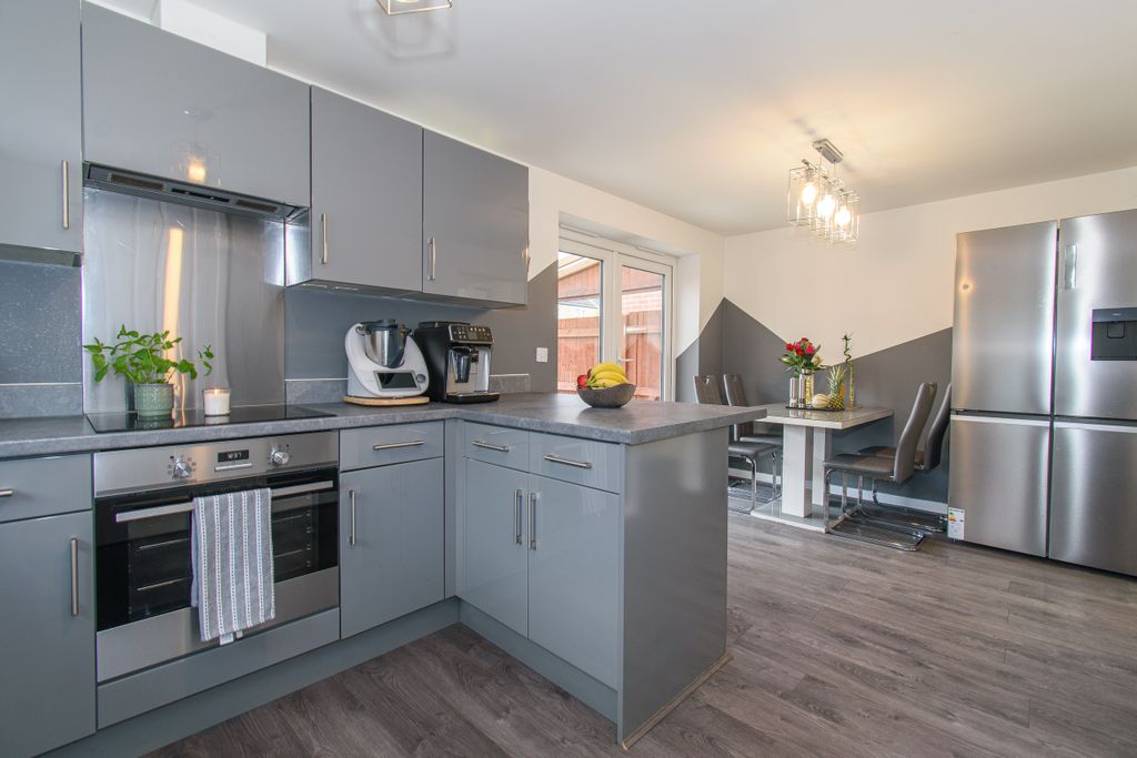 Property photo 3 of 20 Dsc_0107