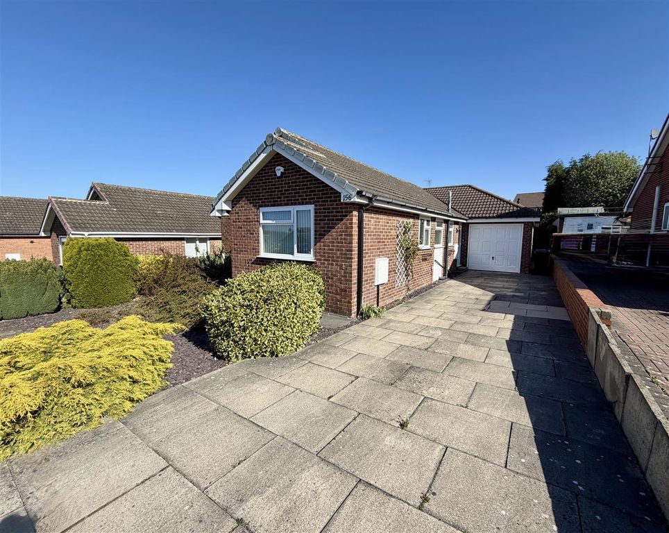 Property photo 1 of 33