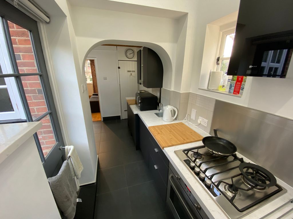 Property photo 3 of 20