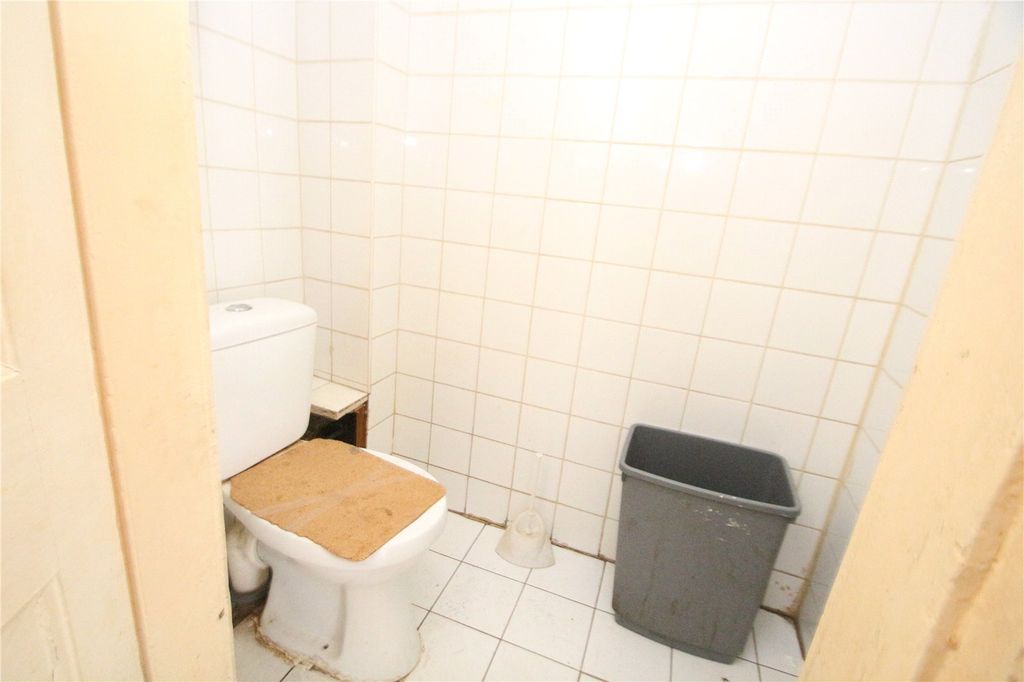 Property photo 3 of 5 Picture No. 02