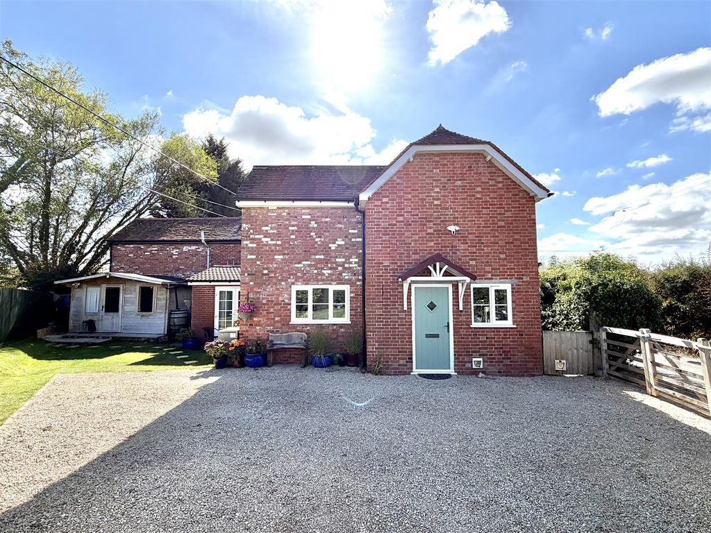 Property photo 1 of 20 Front